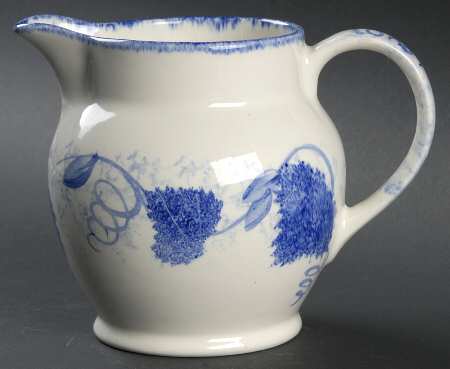 Blue Leaf 29 Oz Pitcher