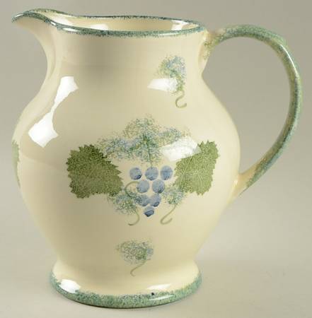 Vineyard 87 Oz Pitcher