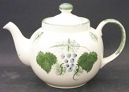 Vineyard Teapot & Lid