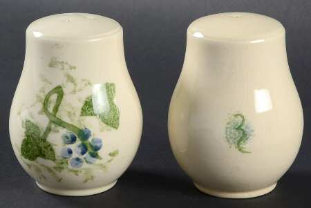Vineyard Salt & Pepper Set
