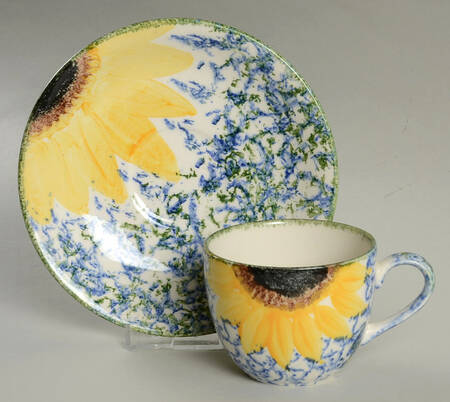 Vincent Flat Cup & Saucer Set