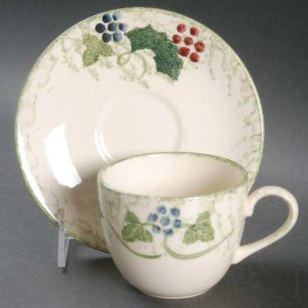Winter Vine Flat Cup & Saucer Set
