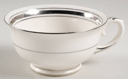 1071 Footed Cup