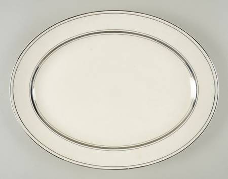 1071 15" Oval Serving Platter