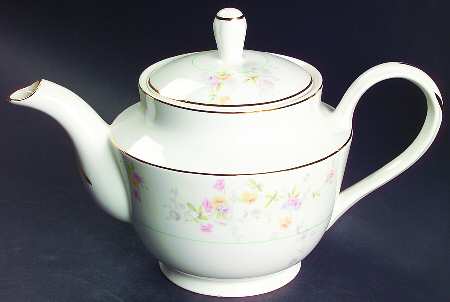 1126 Teapot & Lid