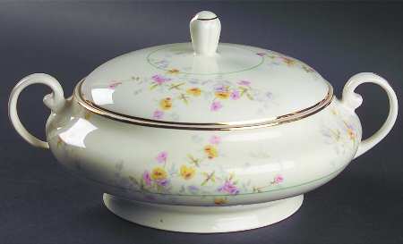 1126 Round Covered Vegetable