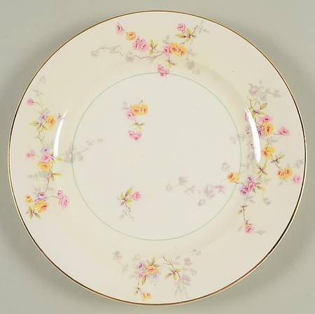 1126 Salad Plate