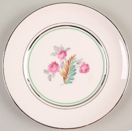 1219 Salad Plate