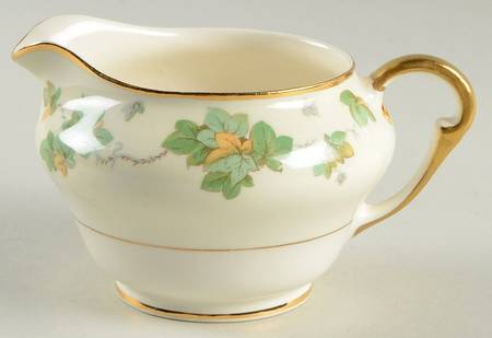 American Ivy Creamer