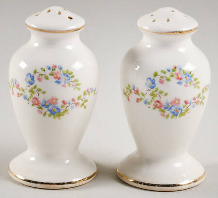 Blue Belle Salt & Pepper Set