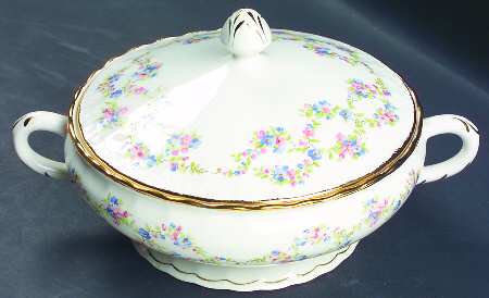 Blue Belle Round Covered Vegetable