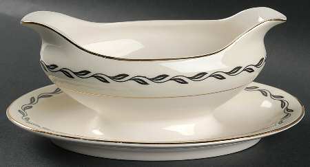 Black Laurel Gravy Boat with Attached Underplate