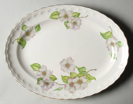Dogwood (Shell Edge) 13" Oval Serving Platter