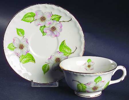 Dogwood (Shell Edge) Footed Cup & Saucer Set