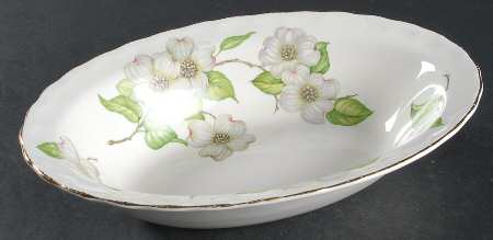 Dogwood (Shell Edge) 9" Oval Vegetable Bowl