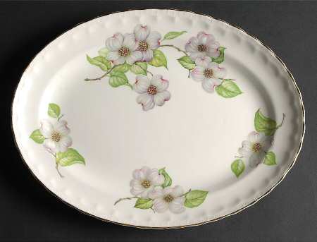 Dogwood (Shell Edge) 13" Oval Serving Platter