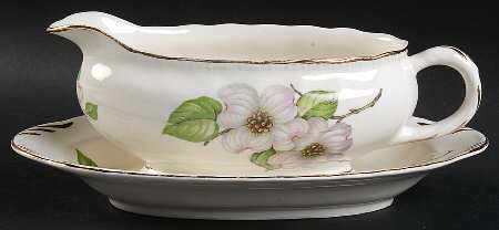 Dogwood (Shell Edge) Gravy Boat & Underplate