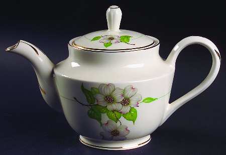 Dogwood (Smooth Edge) Teapot & Lid
