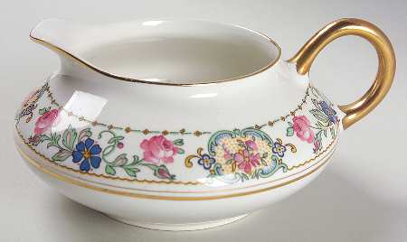 Duchess Creamer