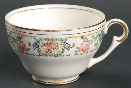 Duchess Footed Cup