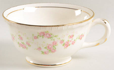 Florence (Scalloped Edge) Footed Cup