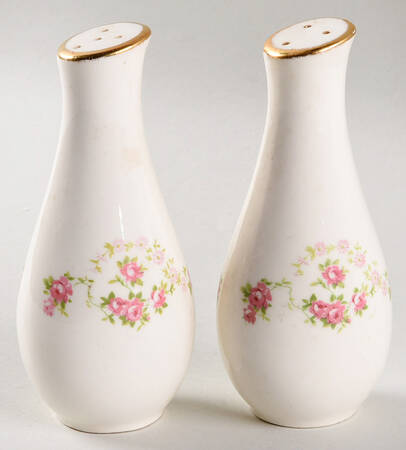 Florence (Scalloped Edge) Salt & Pepper Set