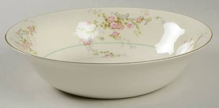 Gwendolyn 8" Round Vegetable Bowl