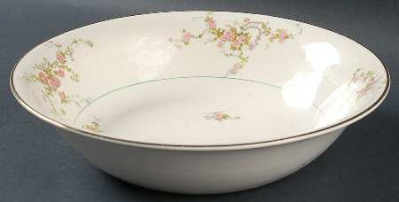 Gwendolyn 9" Round Vegetable Bowl
