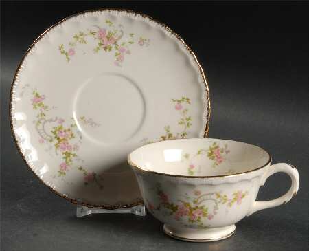 Jean Footed Cup & Saucer Set
