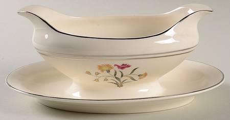 Jubilee Gravy Boat with Attached Underplate