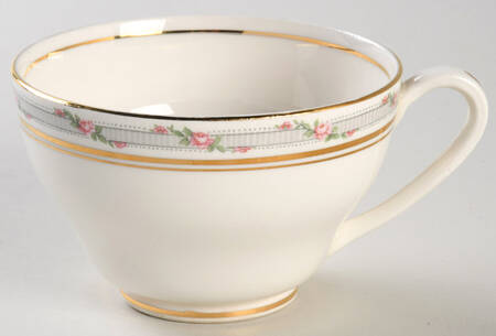 La Belle Footed Cup