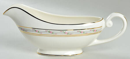 La Belle Gravy Boat