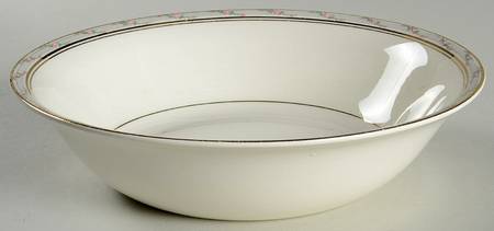 La Belle 9" Round Vegetable Bowl