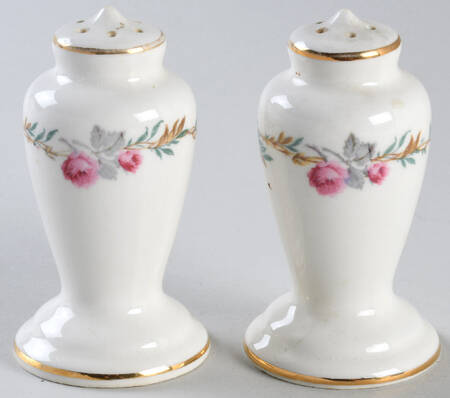 Largo Salt & Pepper Set