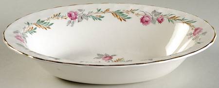 Largo 9" Oval Vegetable Bowl