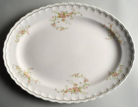 Leon 15" Oval Serving Platter