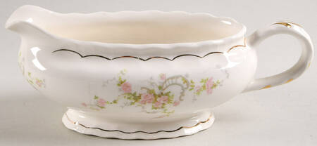 Leon Gravy Boat