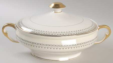 Linda Round Covered Vegetable