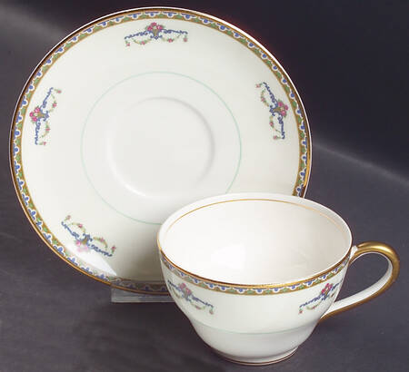 Melrose Footed Cup & Saucer Set