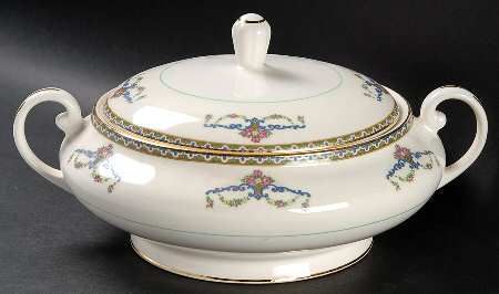 Melrose Round Covered Vegetable