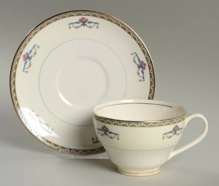 Melrose Footed Cup & Saucer Set