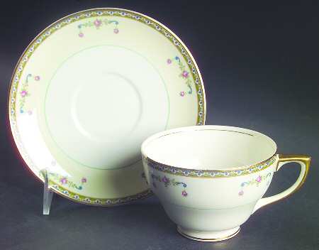 Melrose Flat Cup & Saucer Set