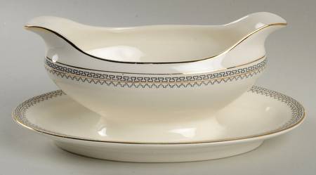Oxford Gravy Boat with Attached Underplate