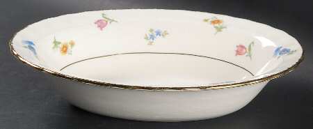 Pinafore (Brushed Gold Trim) 9" Oval Vegetable Bowl