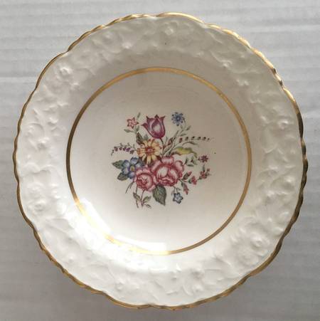0136 Rim Fruit/Dessert (Sauce) Bowl