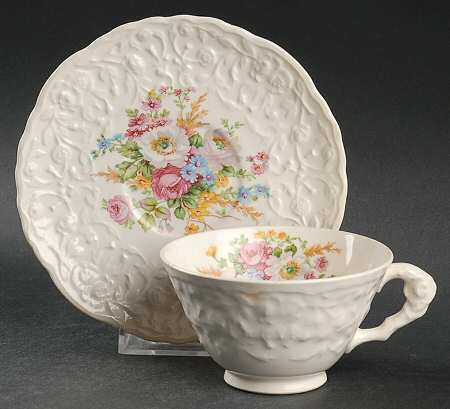 POP8 Footed Cup & Saucer Set
