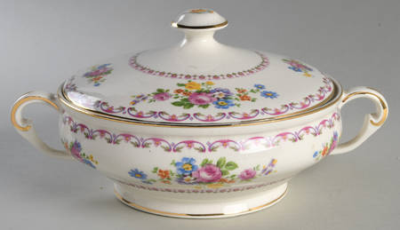 Royal Dresden Round Covered Vegetable