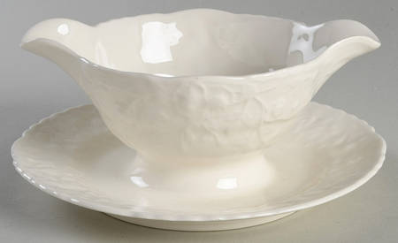 Rose Point Gravy Boat with Attached Underplate