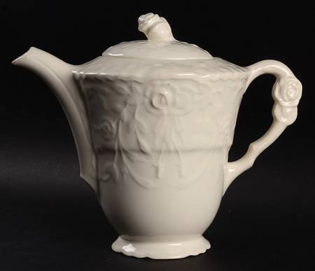 Rose Point Coffee Pot & Lid