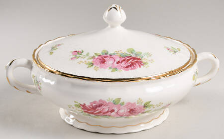 Royal Rose Round Covered Vegetable